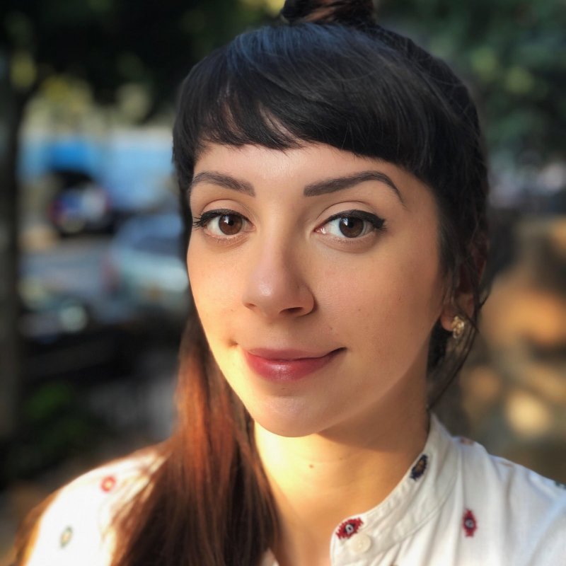 claire-1600x2133-q85-800x800-q85